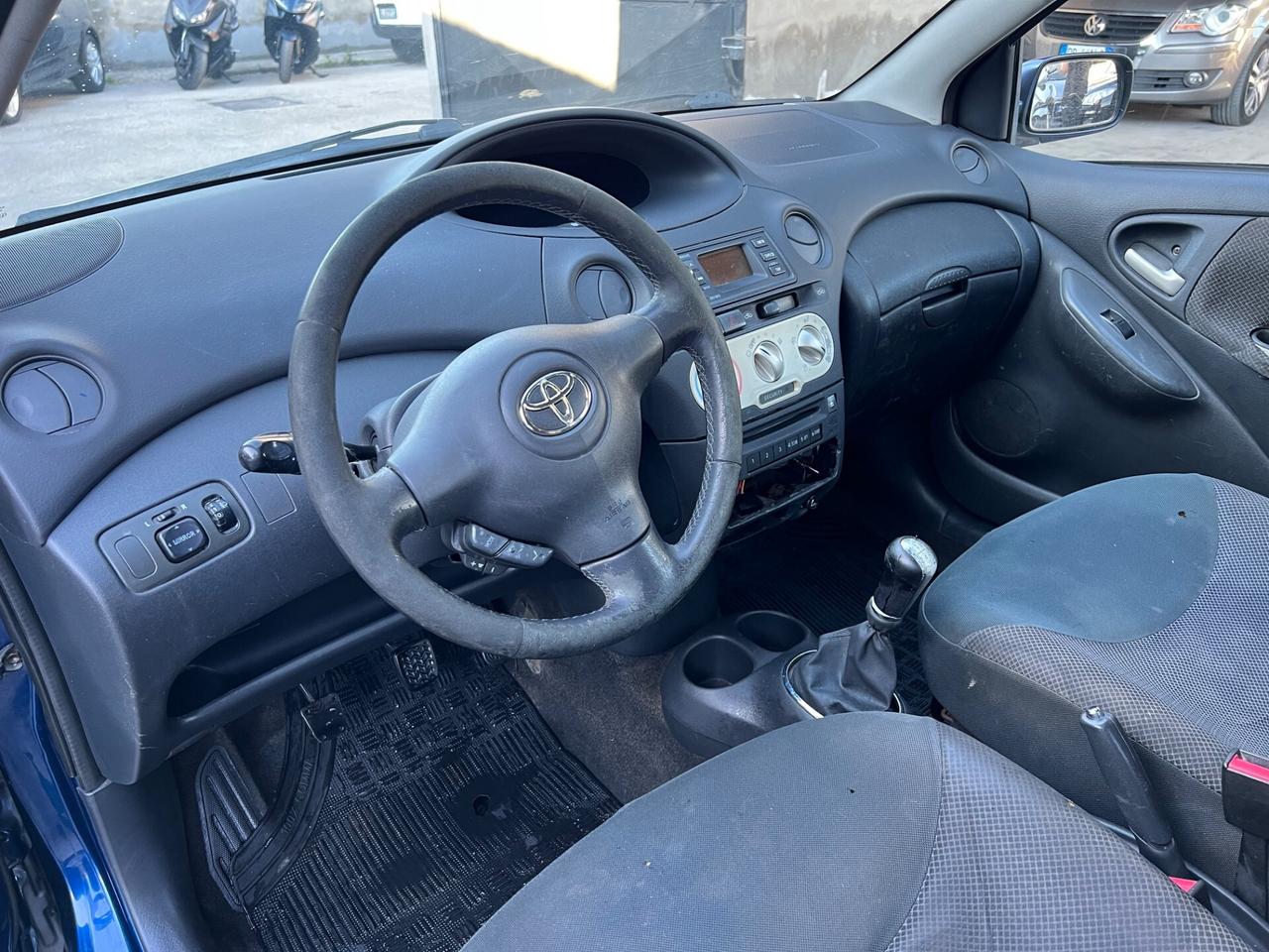 Toyota Yaris 1.0i 16V cat 5 porte Blue