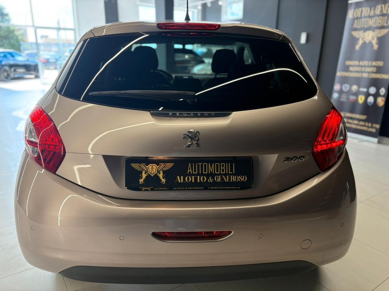 Peugeot 208 1.4 HDi 68 CV 5 porte Allure