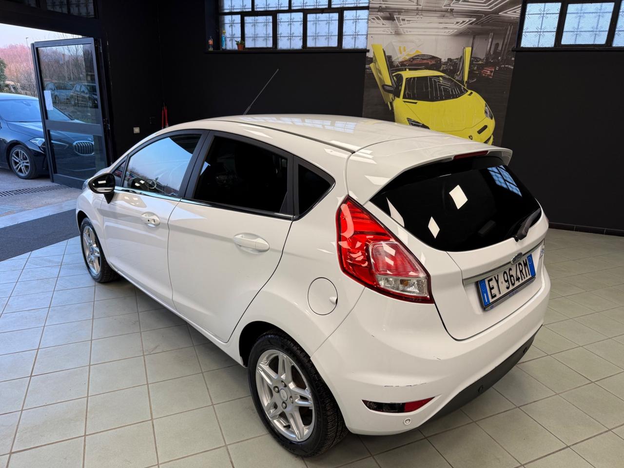 Ford Fiesta 1.5 TDCi 75CV 5 porte Titanium