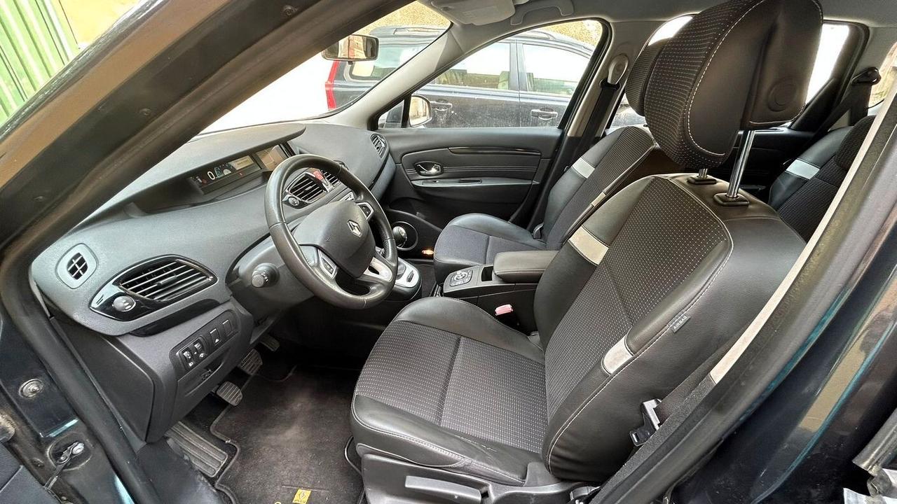Renault Scenic Scénic X-Mod 1.4 TCe Dynamique