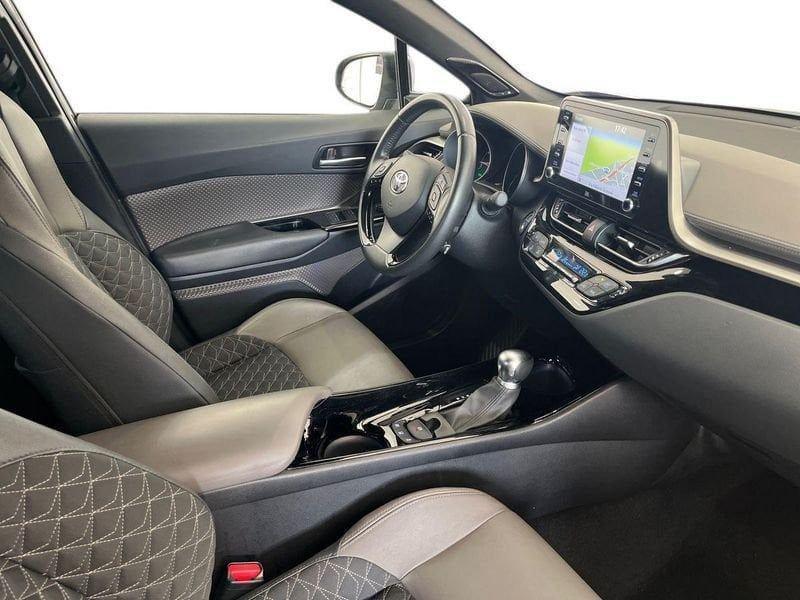 Toyota C-HR 1.8h Lounge e-cvt