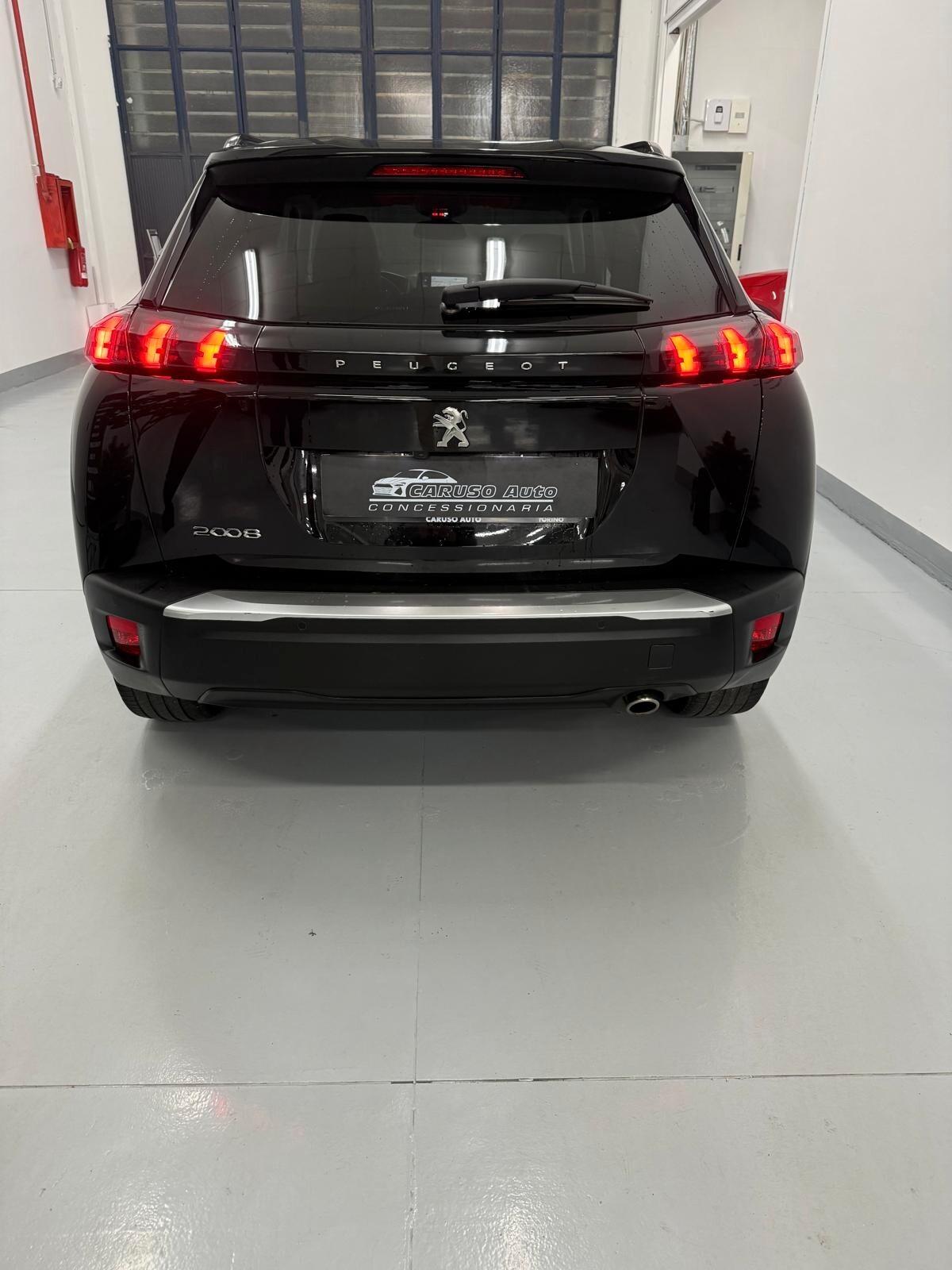 Peugeot 2008 BlueHDi 100 S&S Allure Navi Pack