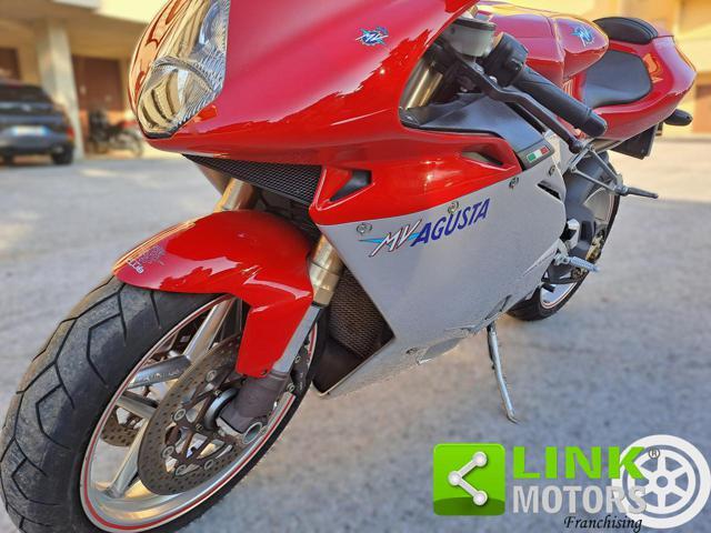 MV AGUSTA F4 1000 .