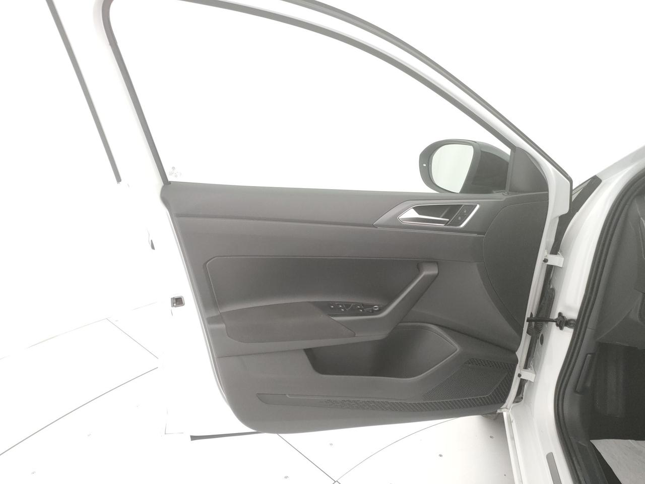 VOLKSWAGEN Taigo - Taigo 1.0 tsi R-Line 110cv