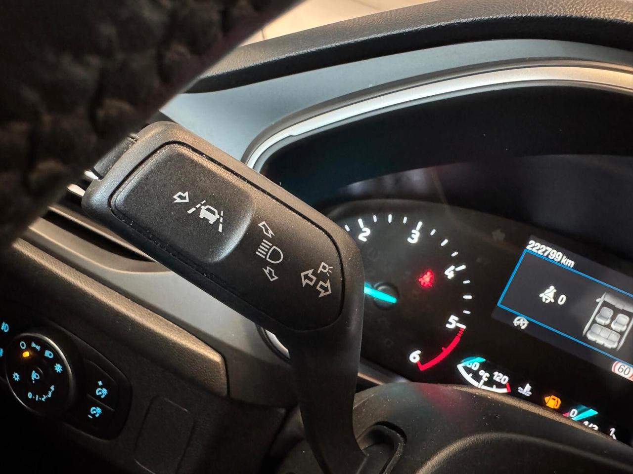 Ford Focus 1.5 ECOBLU 120CV AUTOM SW BUSINESS 2020