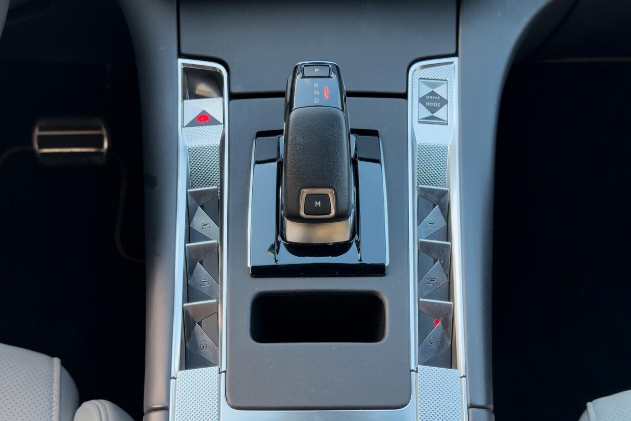 DS7. 1.5 bluehdi Esprit de Voyage 130cv auto