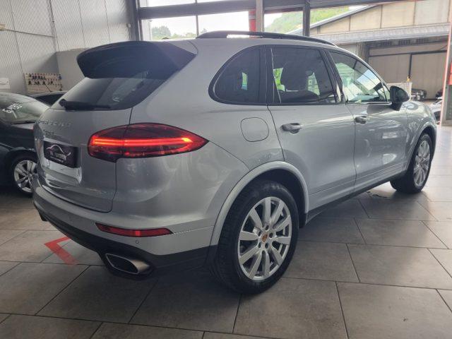 PORSCHE Cayenne 3.0 Diesel Platinum Edition