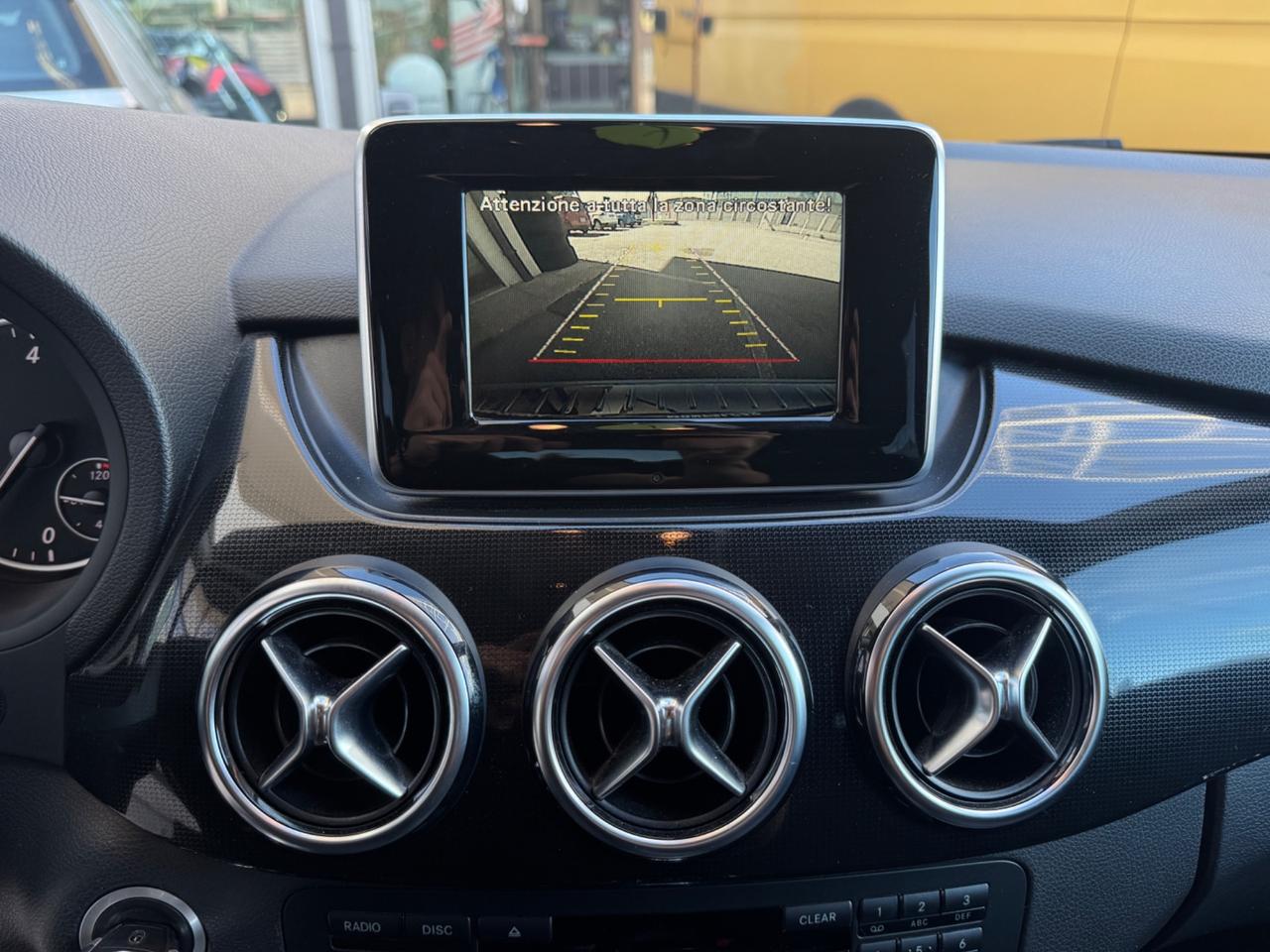 Mercedes-benz B 180 d Premium 2015