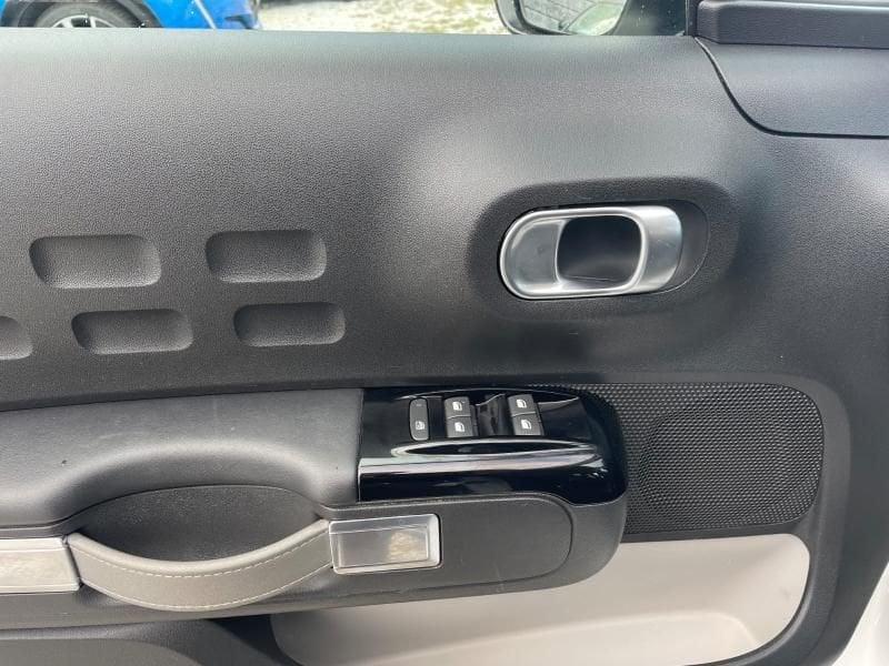 Citroën C3 C3 1.2 puretech Shine s&s 83cv