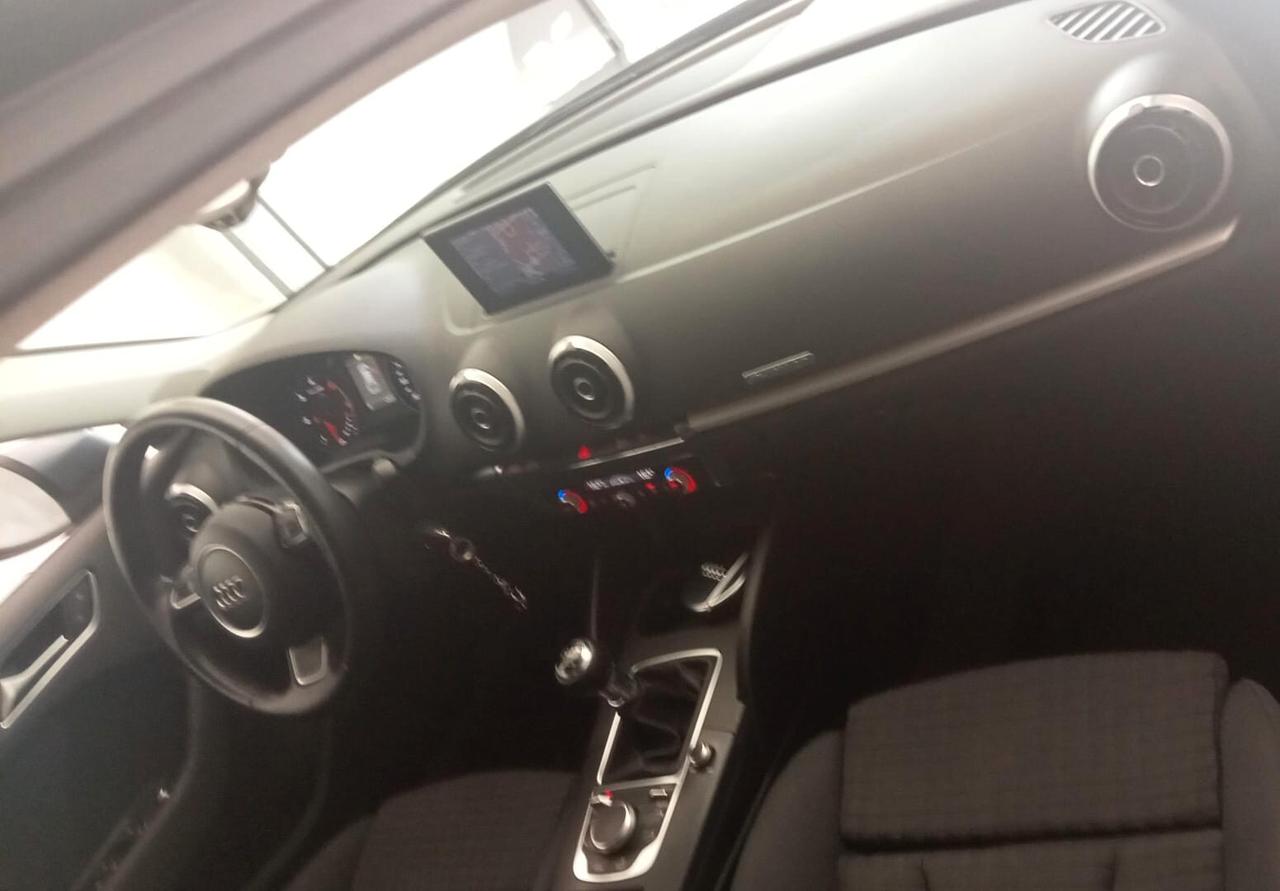 Audi A3 2.0 TDI quattro Ambiente