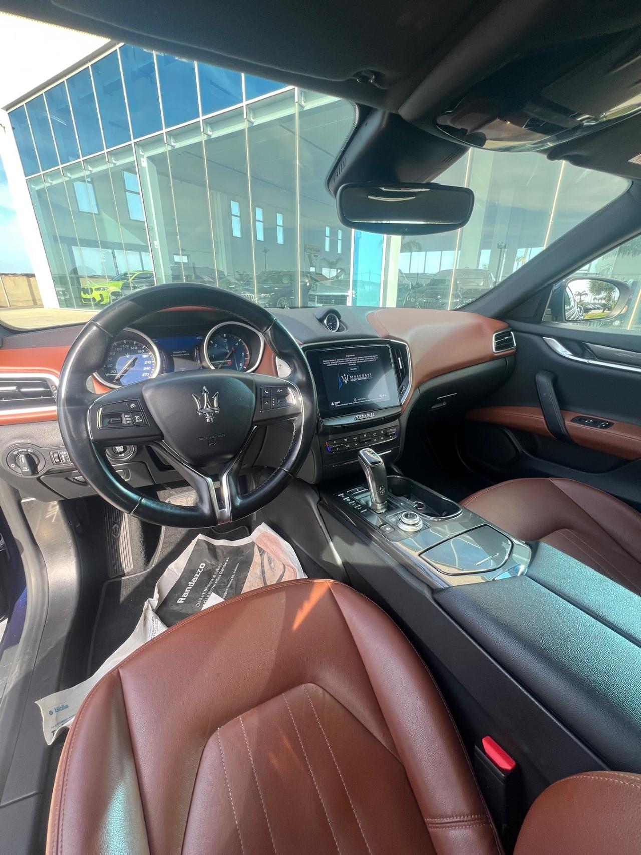 Maserati Ghibli 3.0 V6 ds Granlusso 250cv