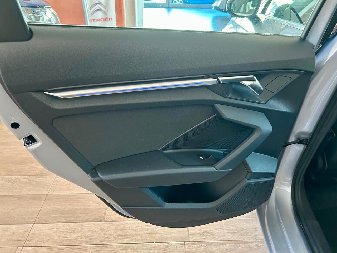 Audi A3 SPB 30 g-tron S tronic Business Advanced