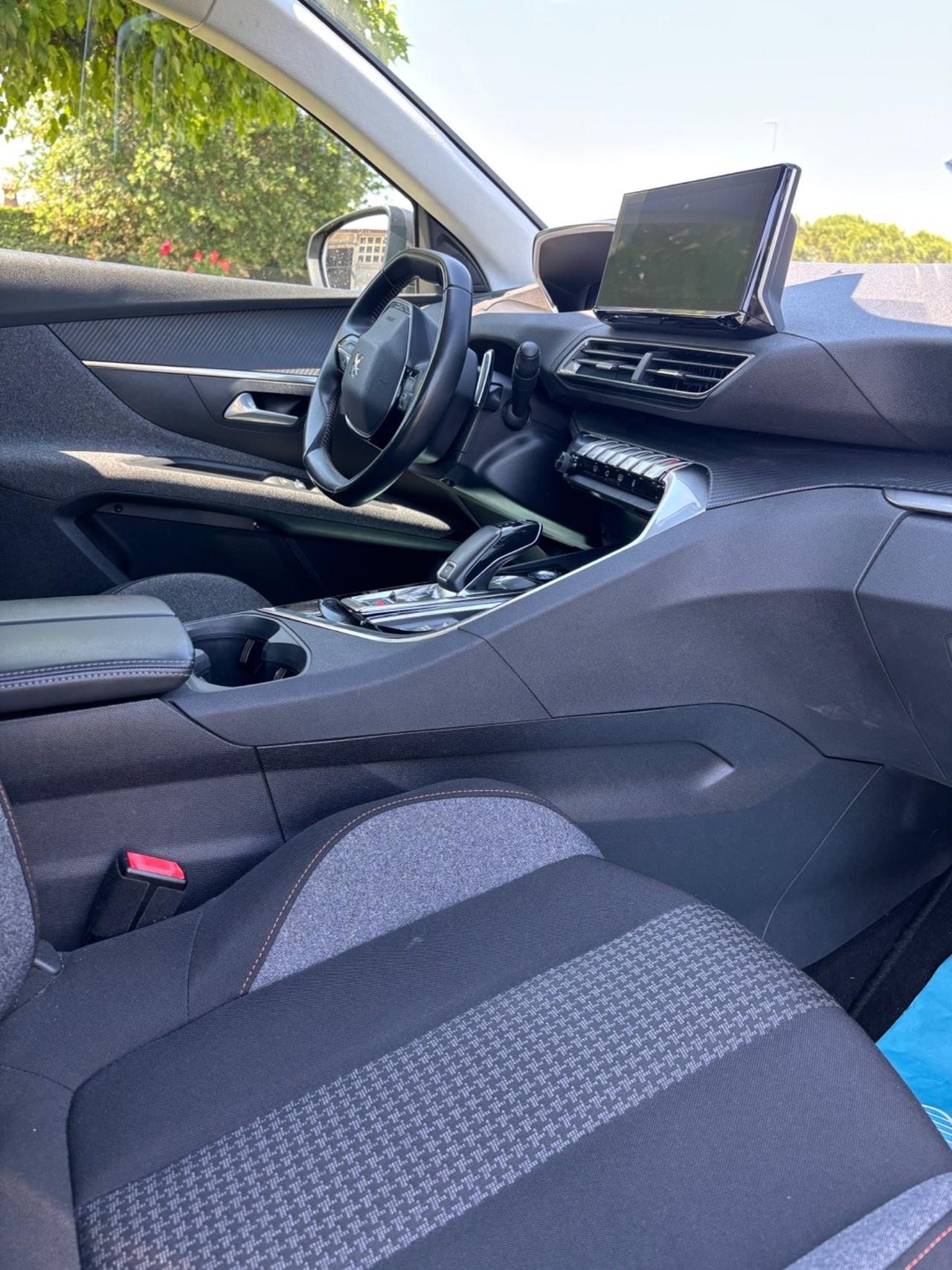 Peugeot 3008 BlueHDi 130 S&S Allure Pack