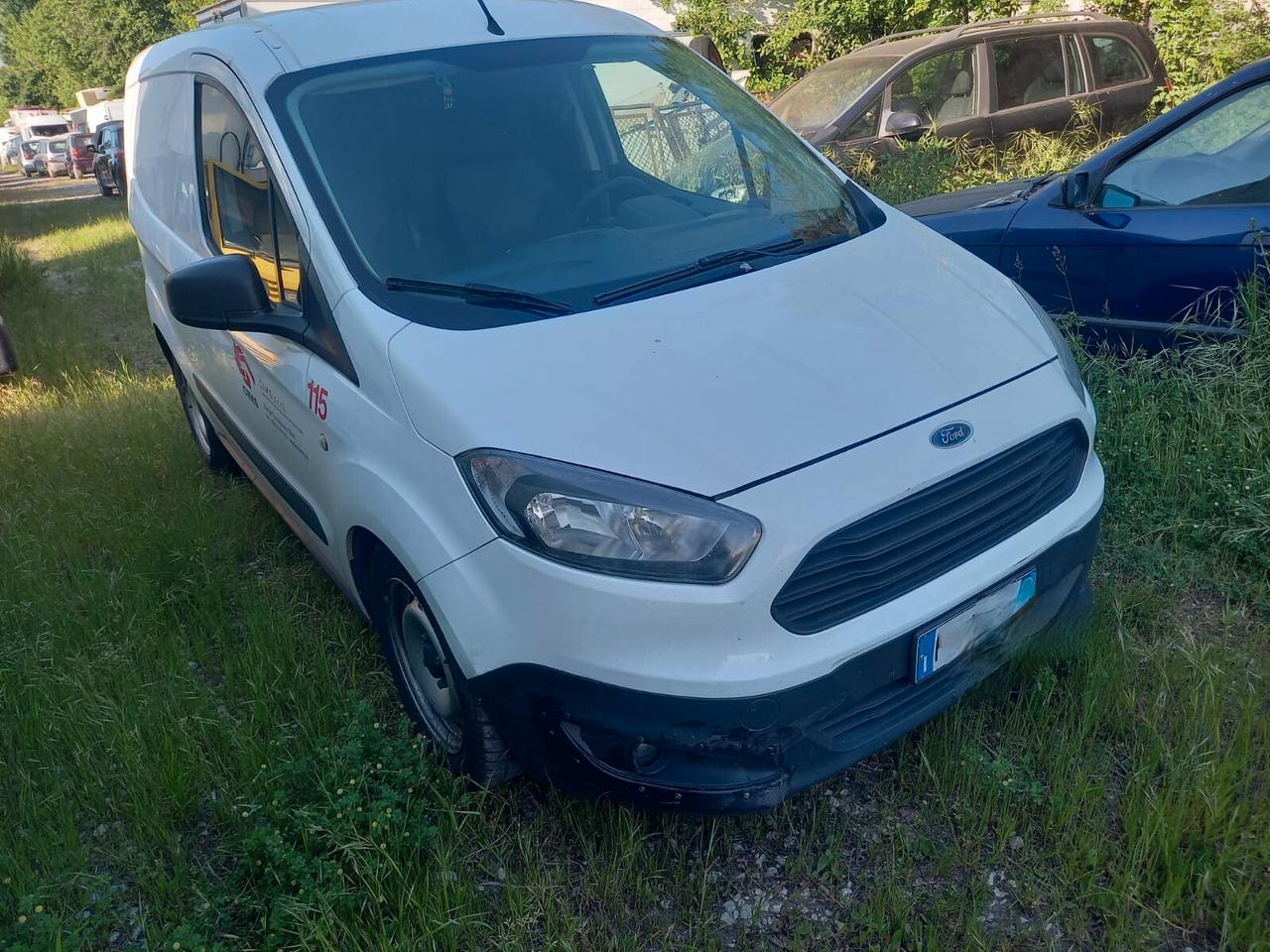 Ford Tourneo Courier 1.5 TDCI 75 CV Plus
