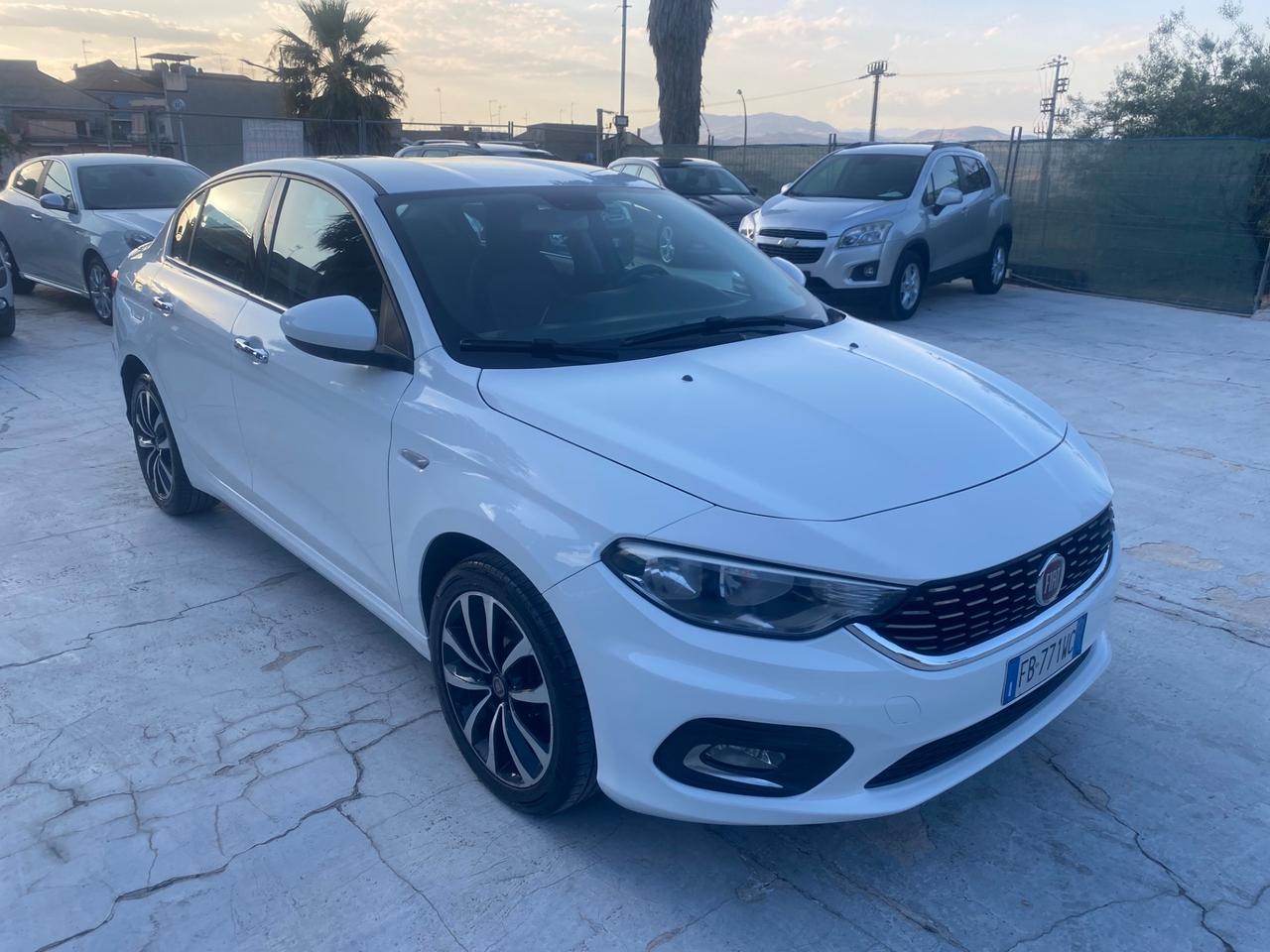 Fiat Tipo 1.6 Mjt 4 porte Lounge
