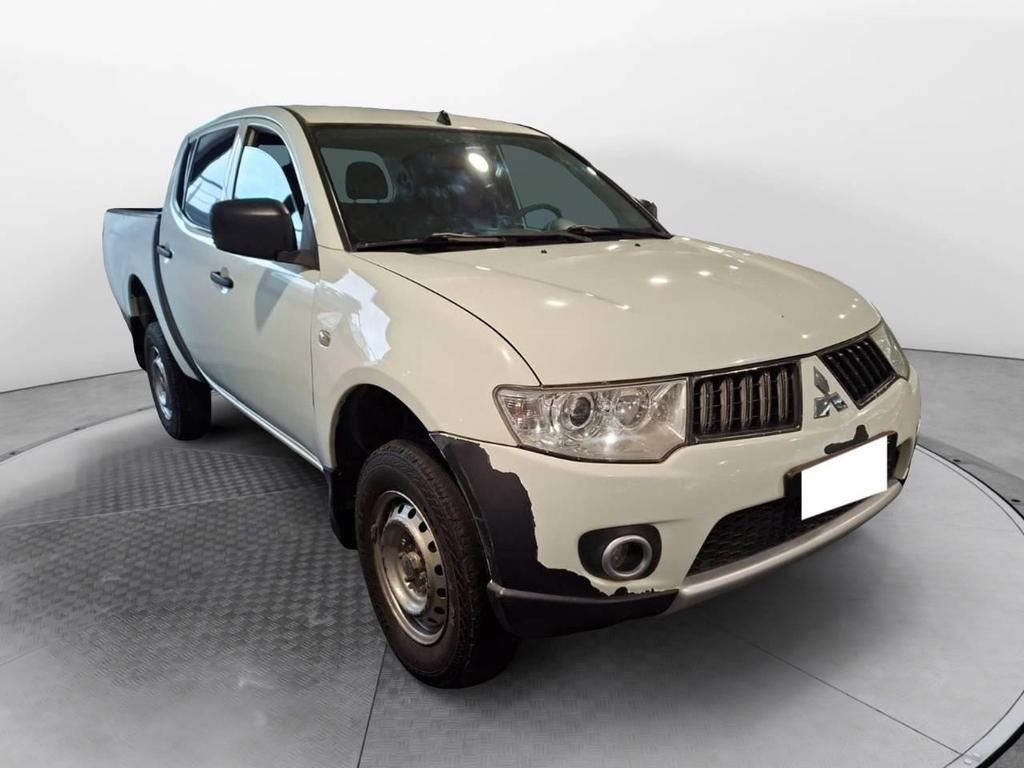 Mitsubishi L200 Double Cab 2.5 DI-D Invite Plus