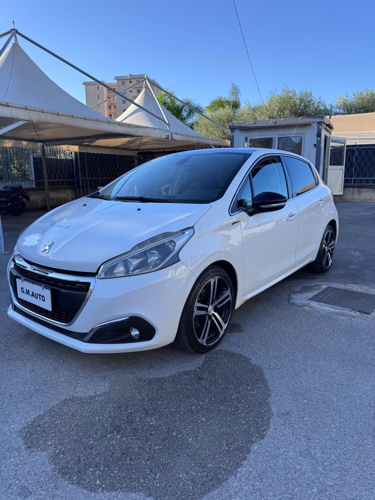 Peugeot 208 BlueHDi 100 GT Line FULL