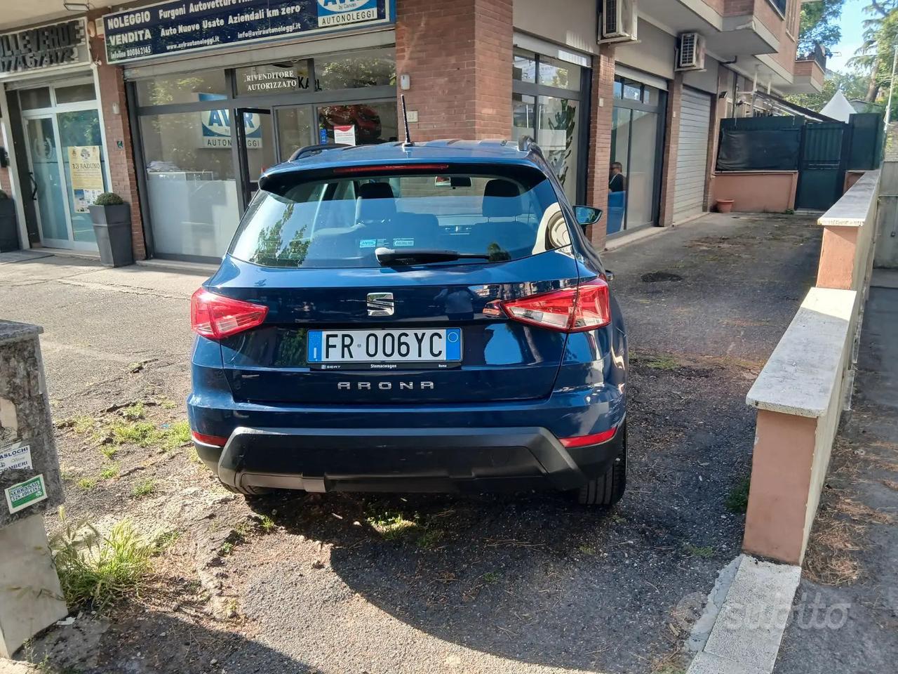 SEAT ARONA STYLE ADATTA A NEOPATENTATI