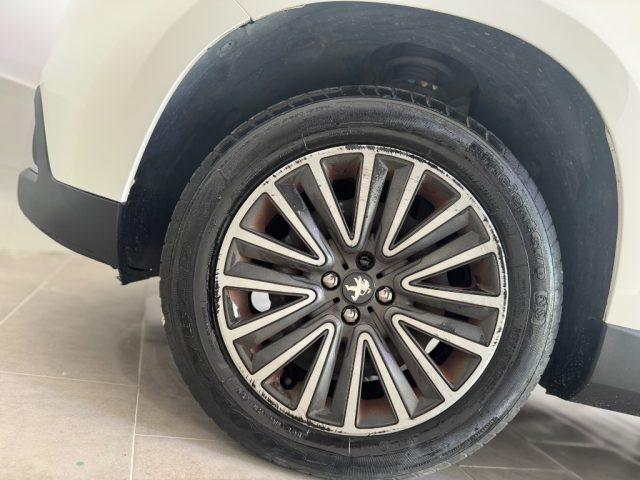 PEUGEOT 2008 1° serie PureTech 82 Allure