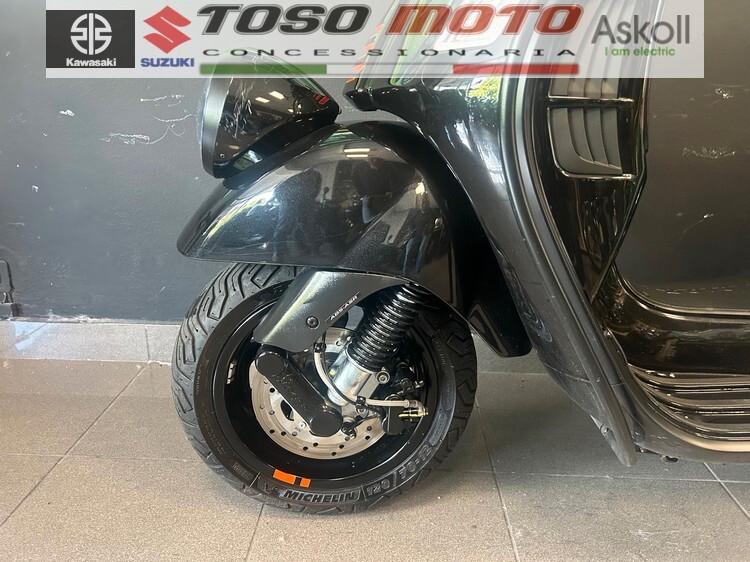 Vespa 300 GTV