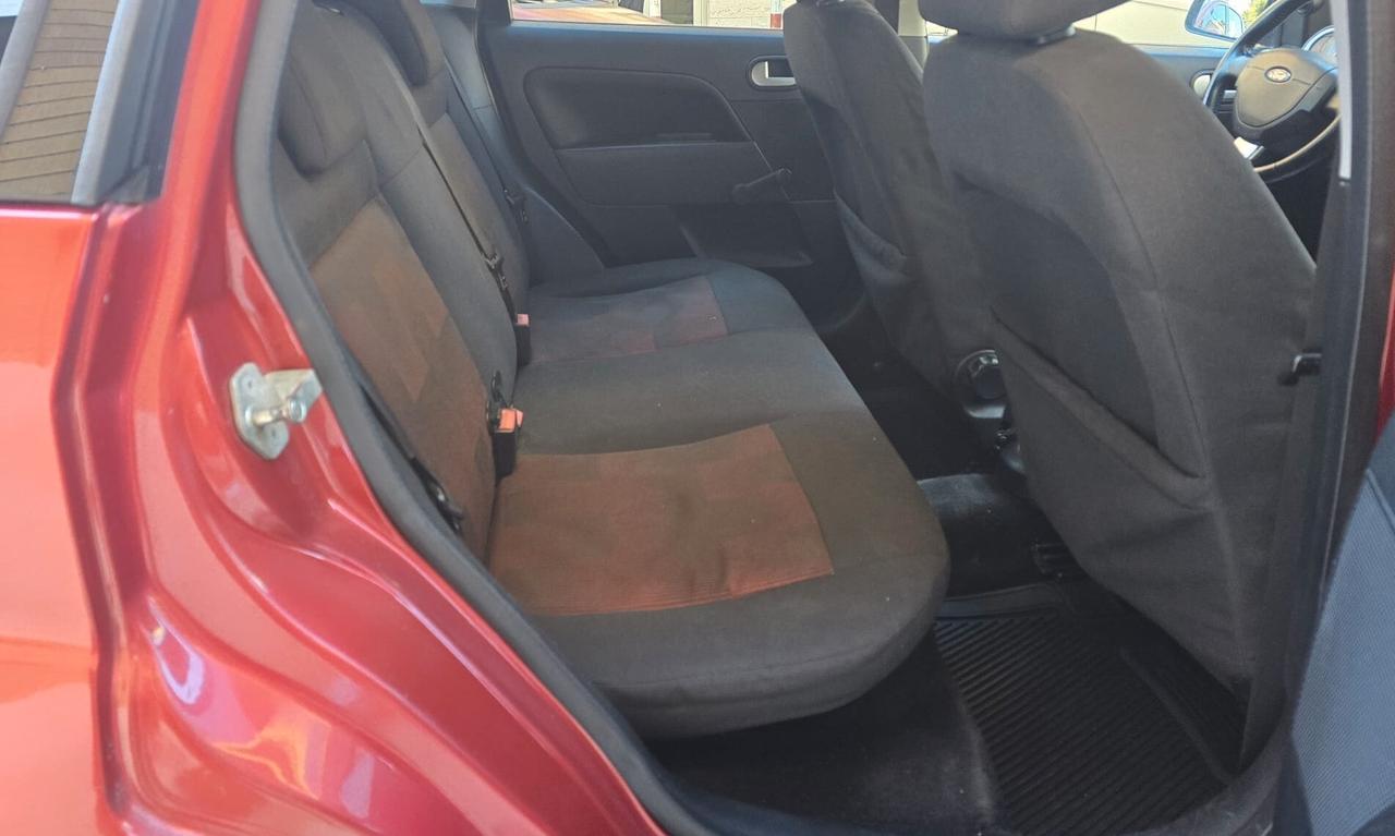 Ford Fiesta 1.4 TDCi 5p. Ghia