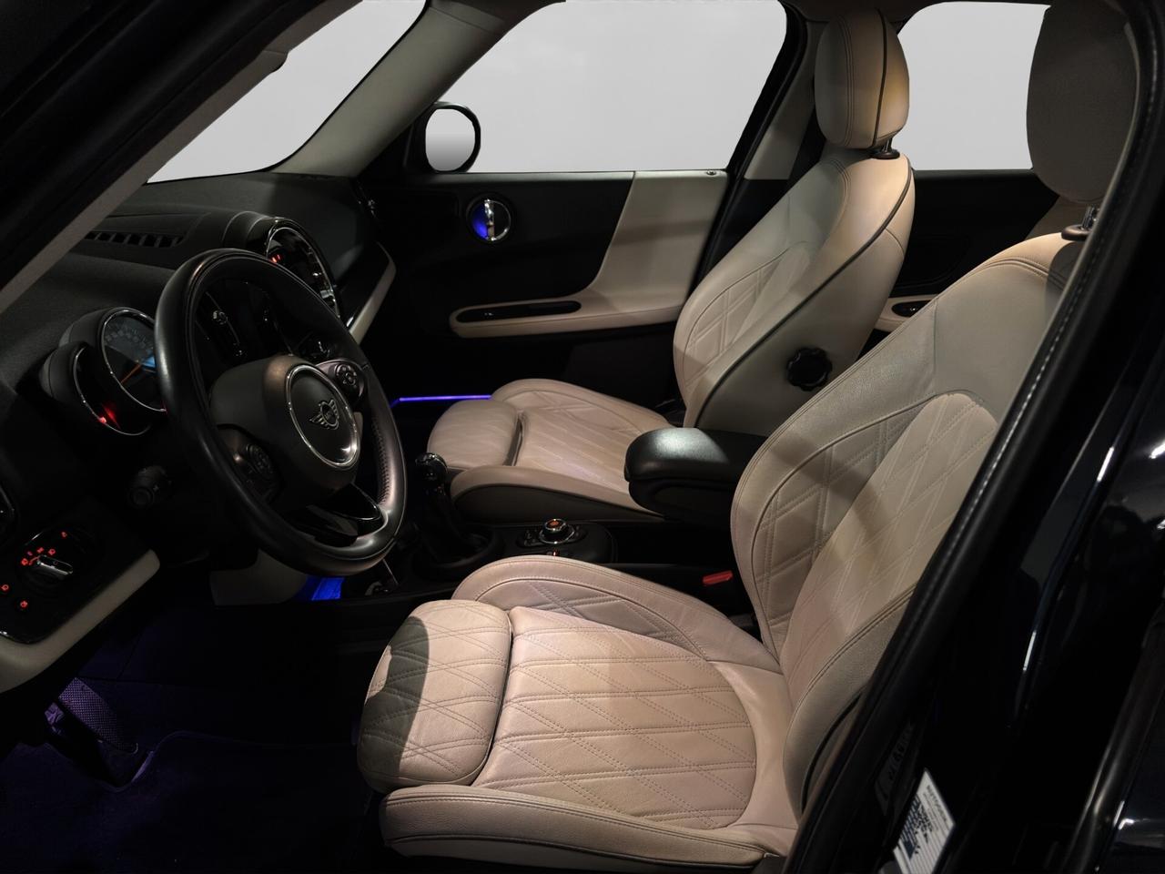 Mini Cooper Countryman 1.5 Hype 136cv