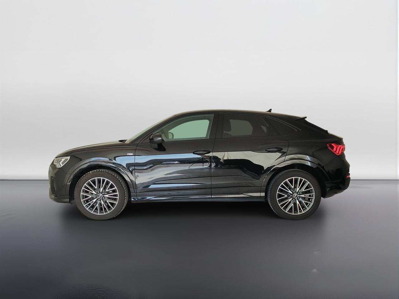 AUDI Q3 I 2019 Sportback - Q3 Sportback 35 2.0 tdi S line edition quattro s-tronic