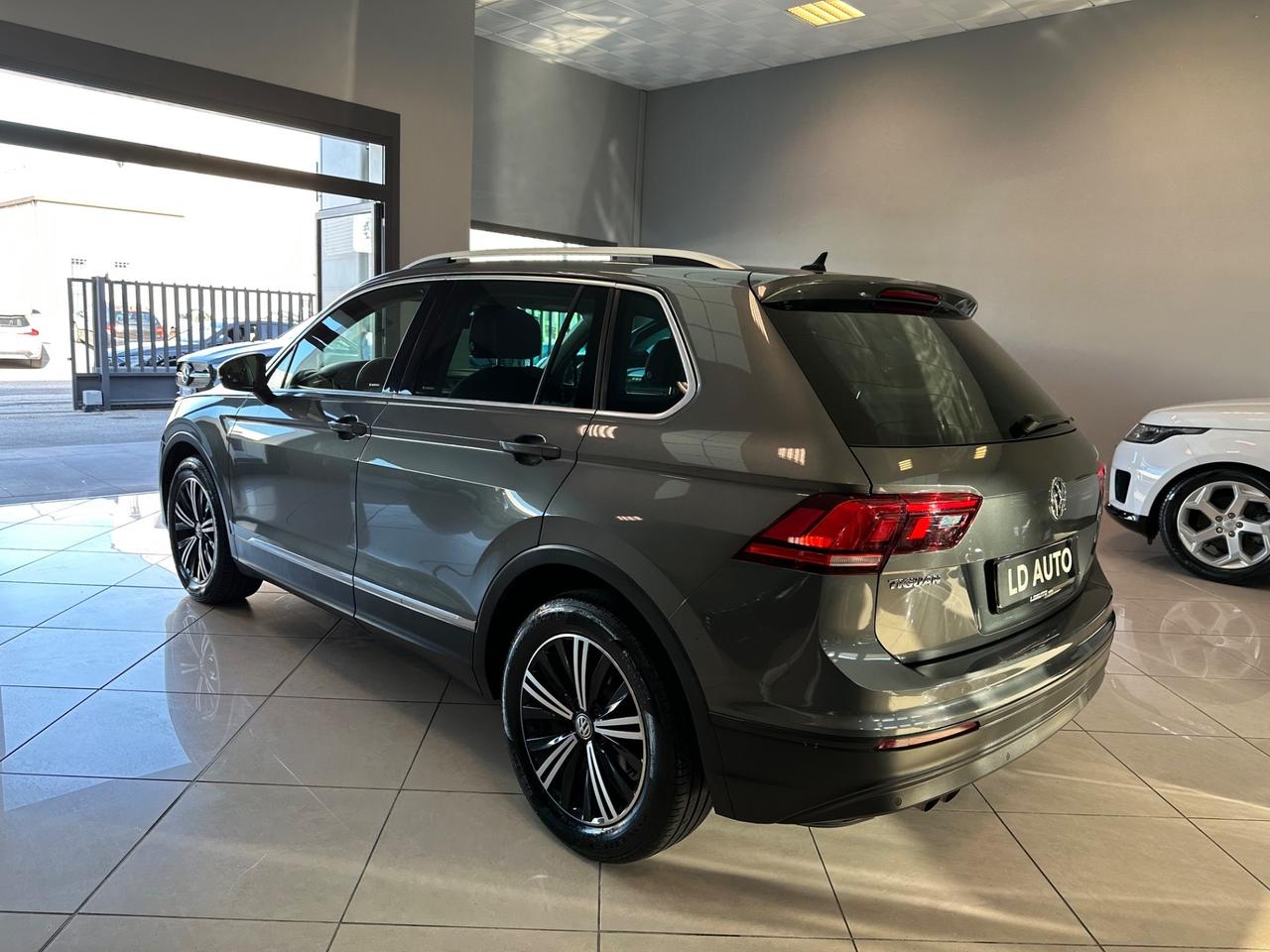 Volkswagen Tiguan 2.0 TDI SCR DSG Business BlueMotion Technology DSG