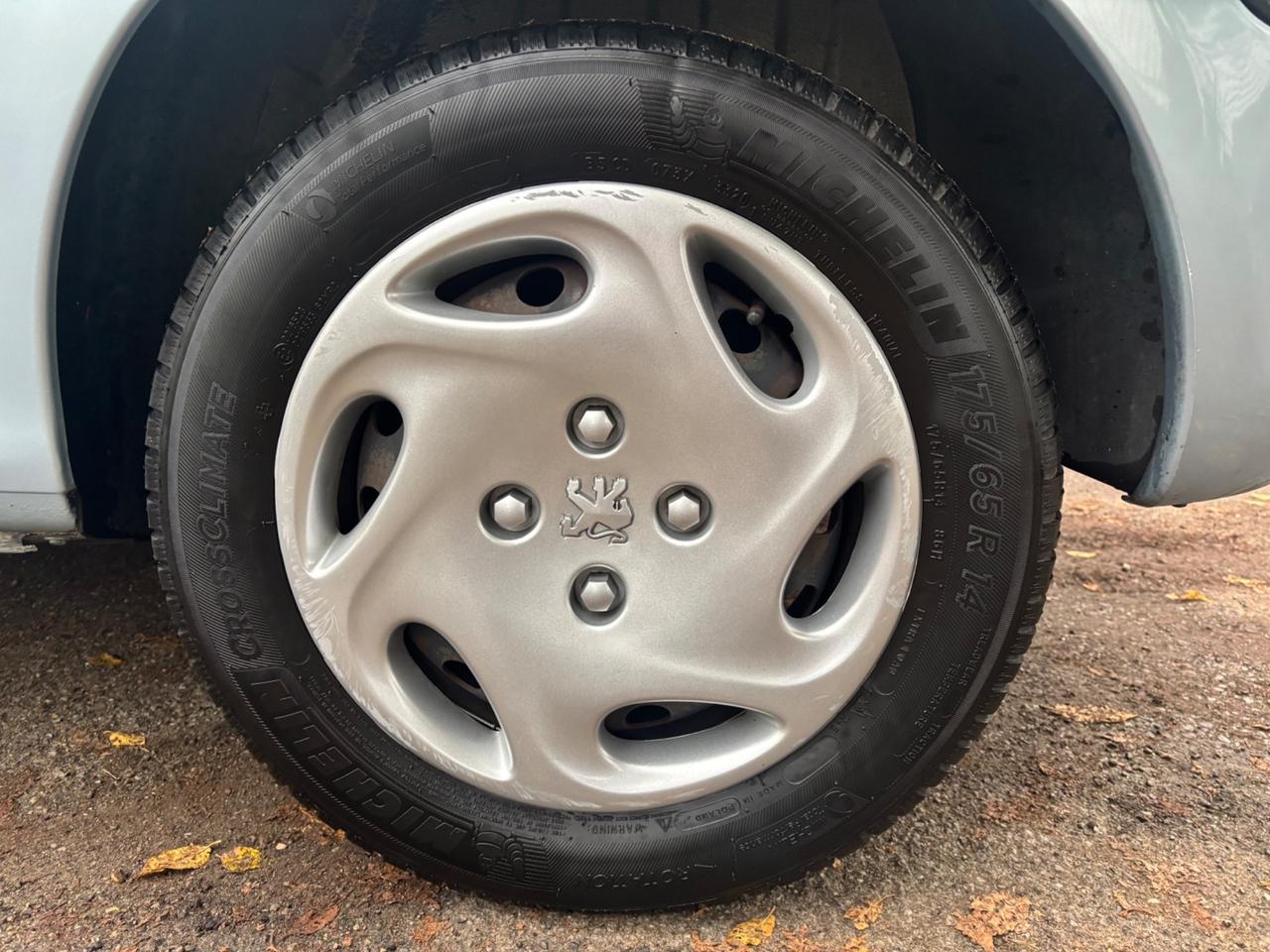 Peugeot 206 1.4 3p. XT