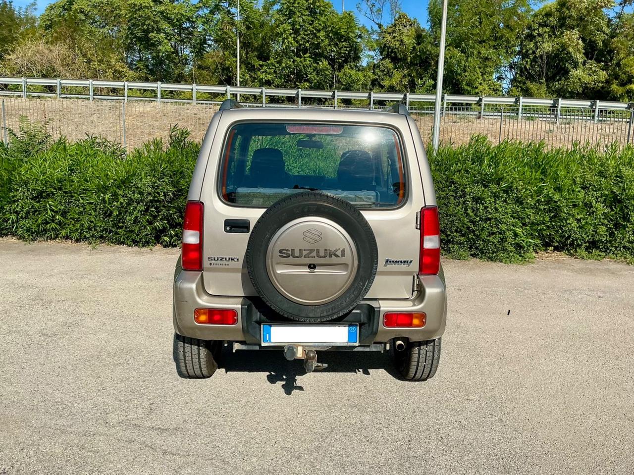Suzuki Jimny 1.3i 16V cat 4WD JLX