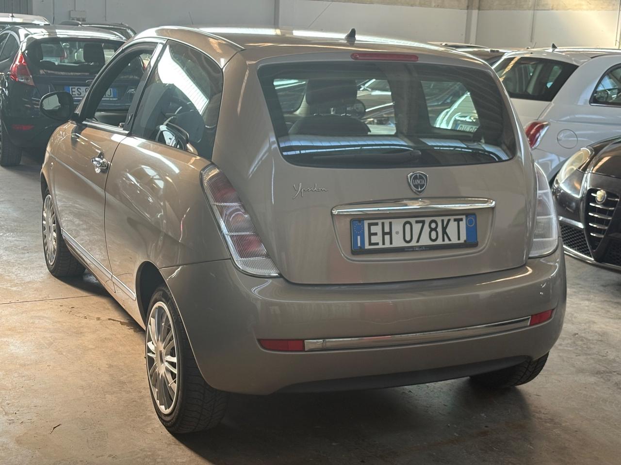 Lancia Ypsilon 1.2 69 CV Platinum