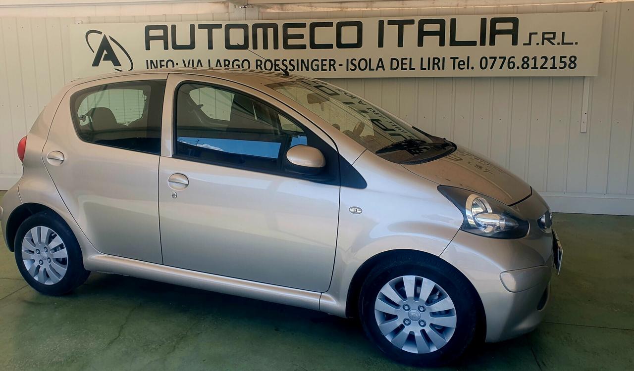 Toyota Aygo 1.0 BENZ. 5 porte - 2008 - KM. 76.000