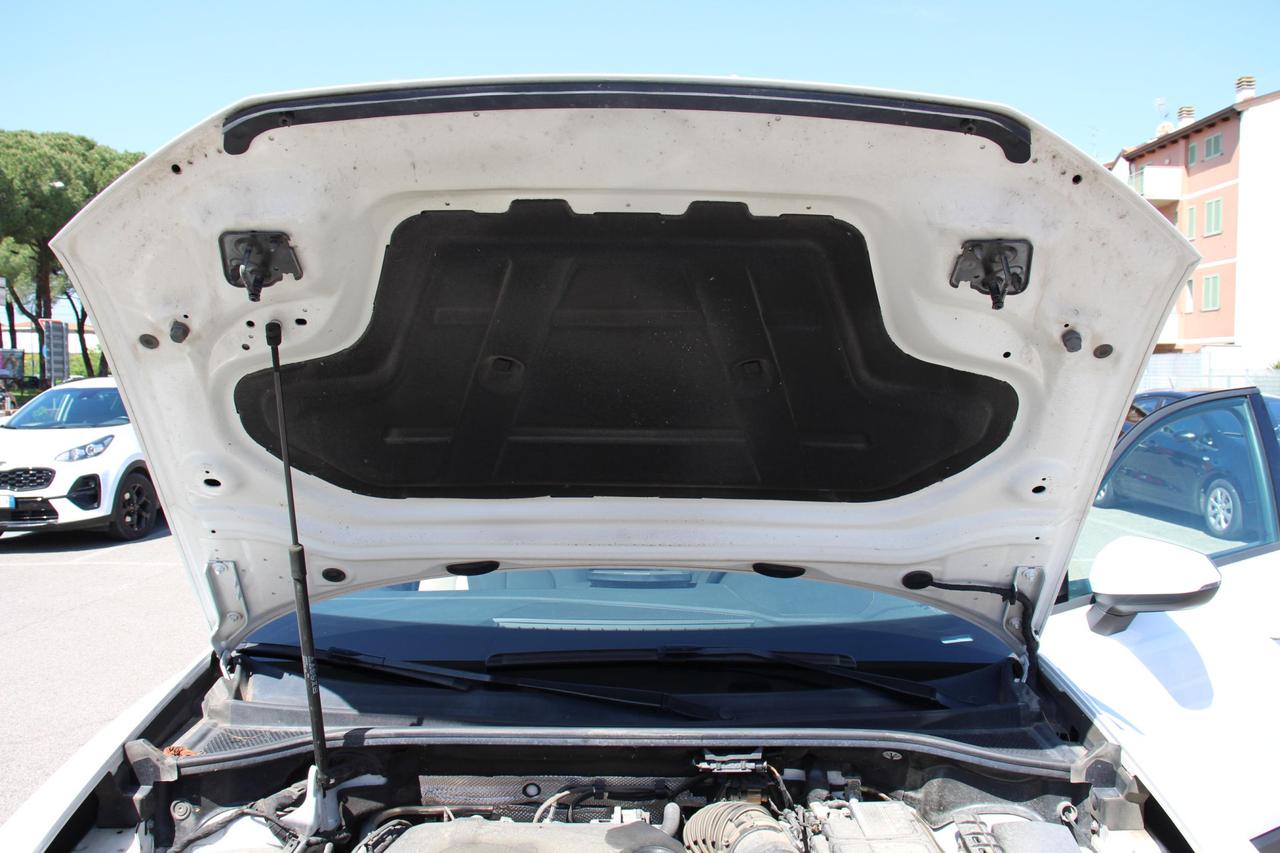 Audi Q3 40 2.0 tdi Business quattro 200cv s-tronic