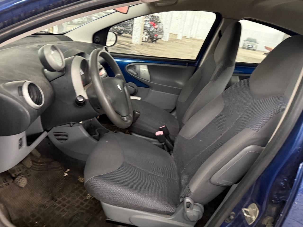 Peugeot 107 1.0 68CV 5p. Desir