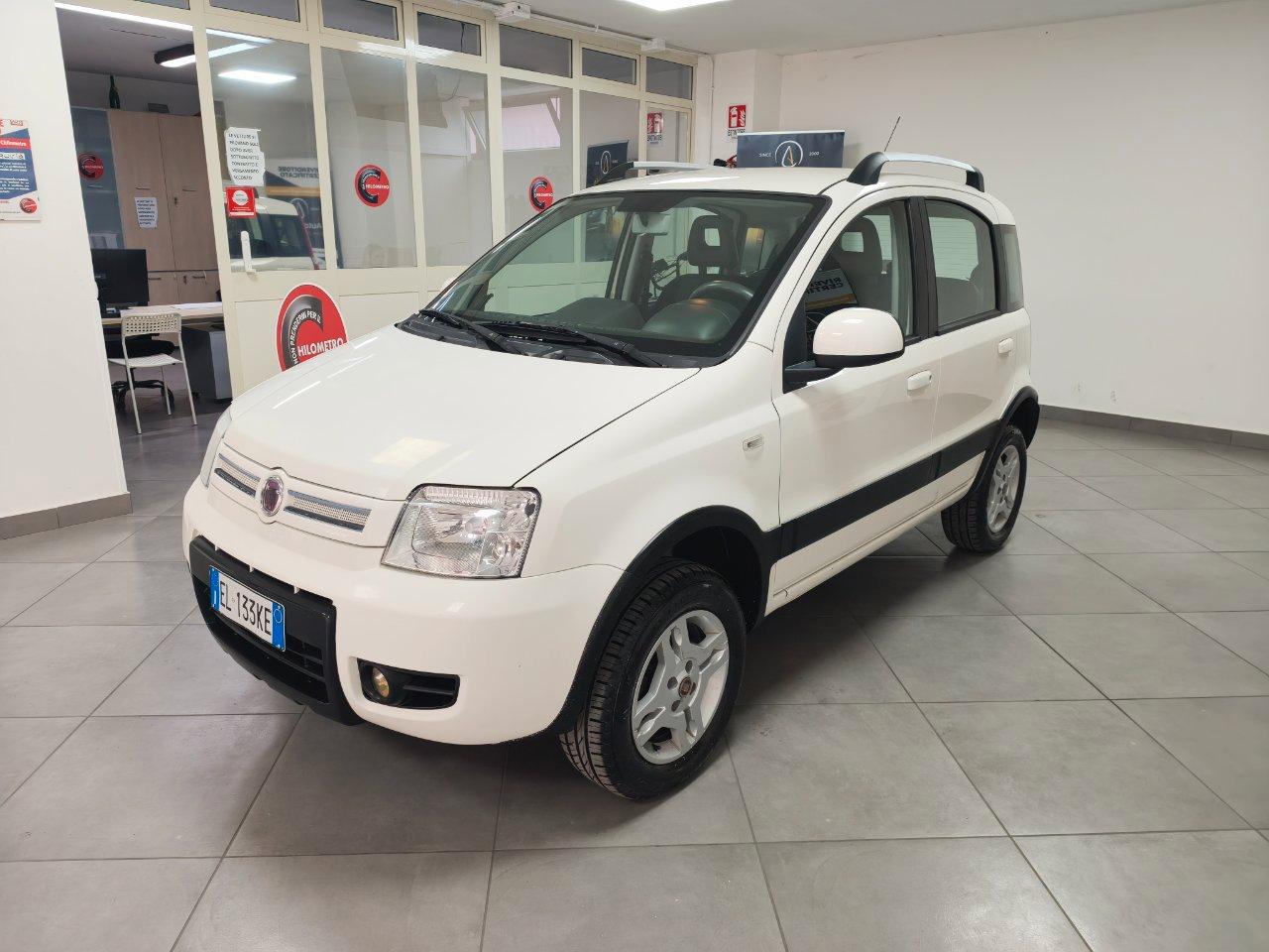 Fiat Panda 4x4 Panda 1.3 mjt 16v Climbing 4x4 75cv my12
