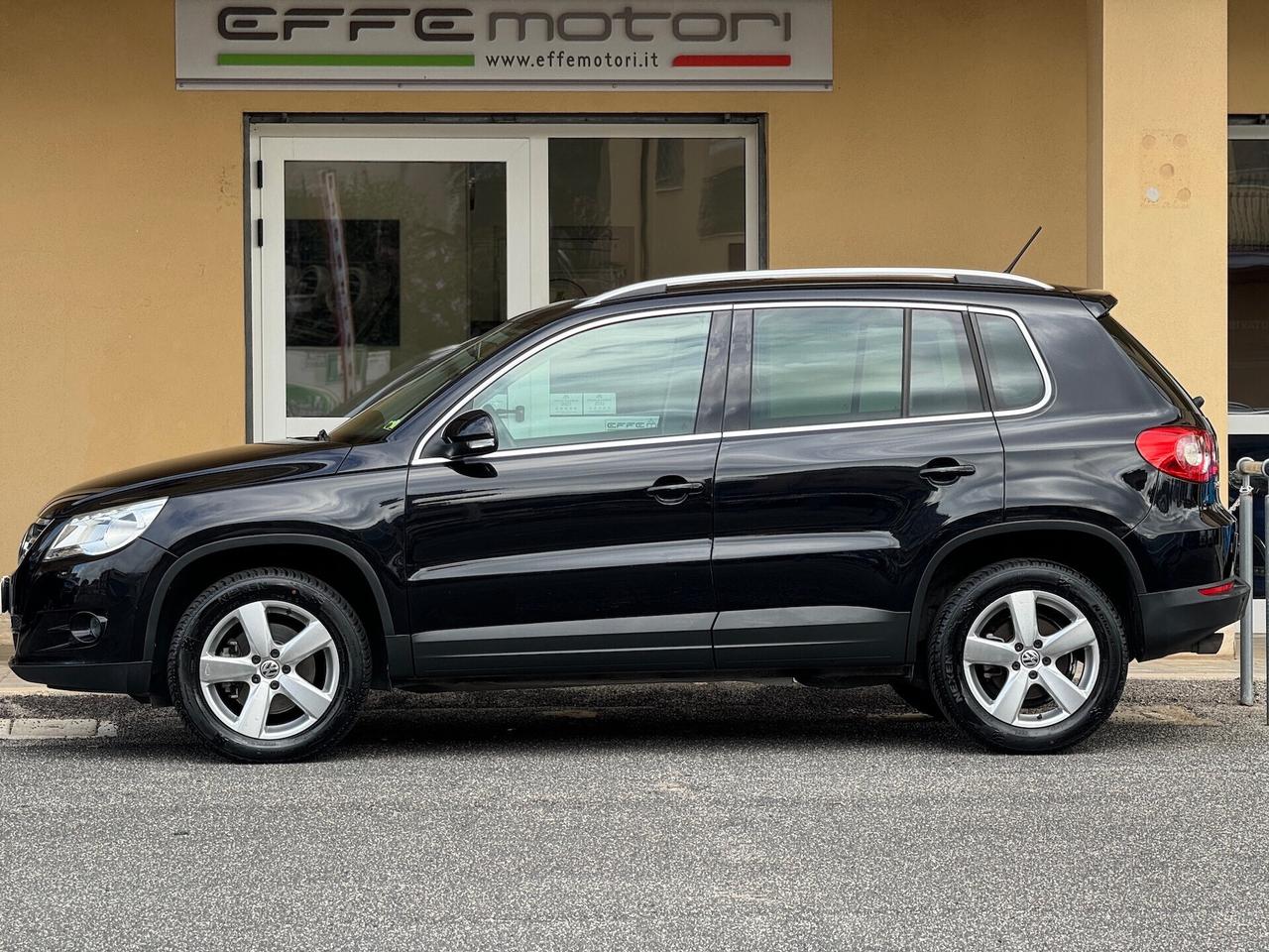 Volkswagen Tiguan 2.0 16V TDI DPF tiptronic Sport & Style (18°)