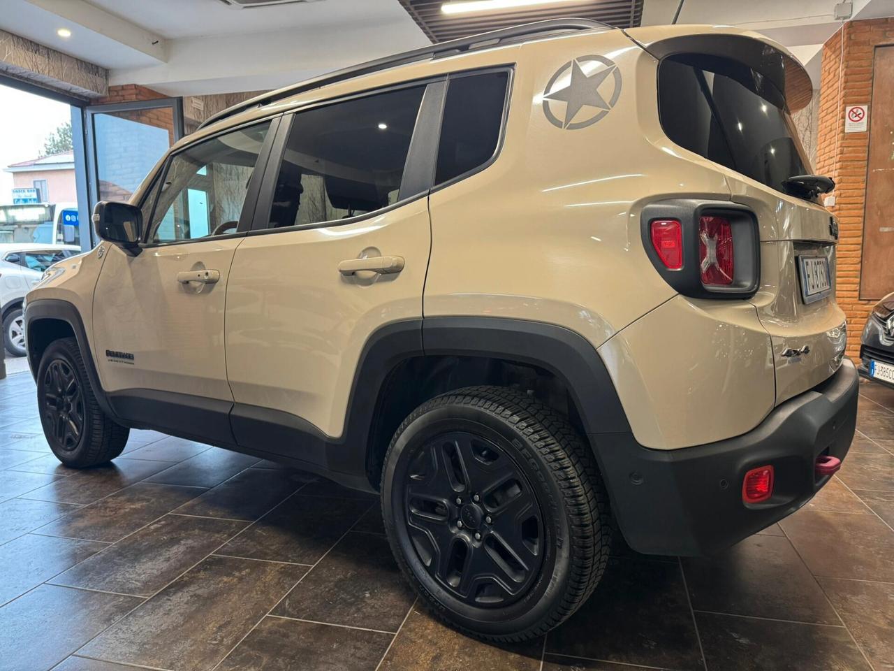 Jeep Renegade 2.0 Mjt 170CV 4WD Active Drive Low Deserthawk
