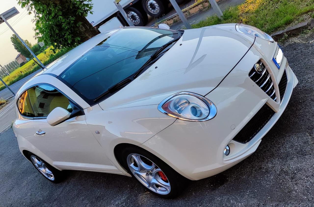 Alfa Romeo MiTo 1.4 T 155 CV Distinctive