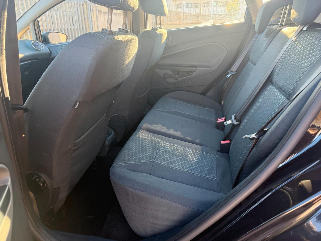 Ford Fiesta 1.4 TDCi 68CV 5 porte Titanium
