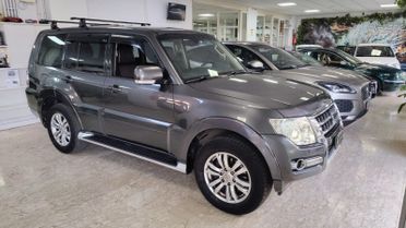 Mitsubishi Pajero 3.2 DI-D 16V aut. 5p. Intense 7 Posti Gancio Traino