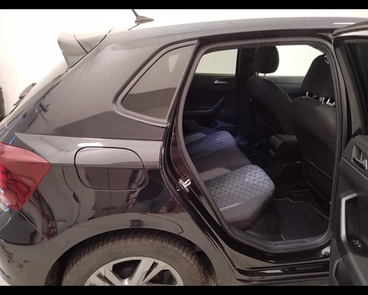 VOLKSWAGEN Polo VI 2022 - Polo 1.0 tsi R-Line 95cv