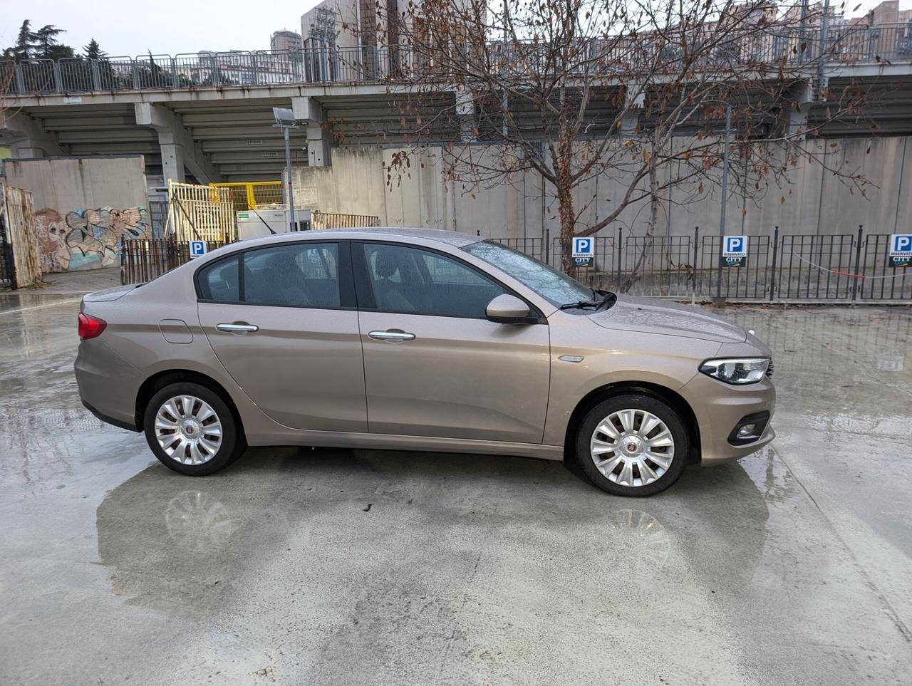 Fiat Tipo 1.6 Mjt 4 porte Lounge