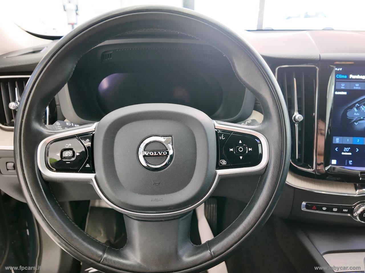 VOLVO XC60 B4