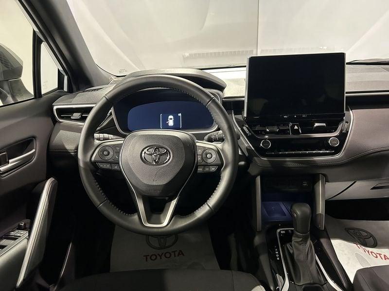 Toyota Corolla Cross 2.0 Hybrid 197 CV E-CVT Trend