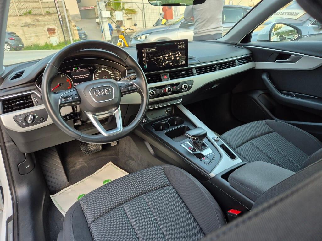 Audi A4 Avant 2.0 TDI S-tronic Business mild hybrid