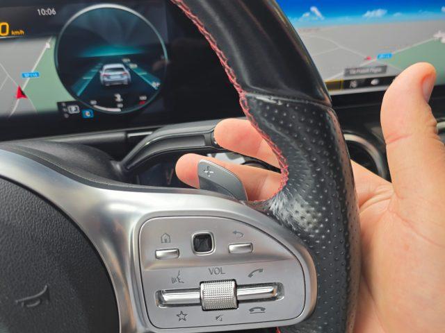 MERCEDES-BENZ GLA 200 d Automatic Premium AMG Line 19" MBUX LED Performa