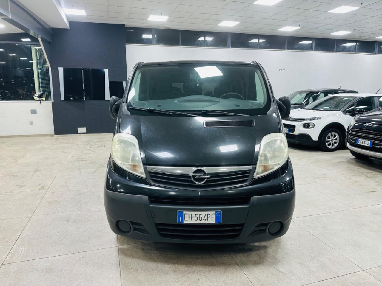 Opel Vivaro 2.0 CDTI 120CV PC-TN Combi 9 posti 2011