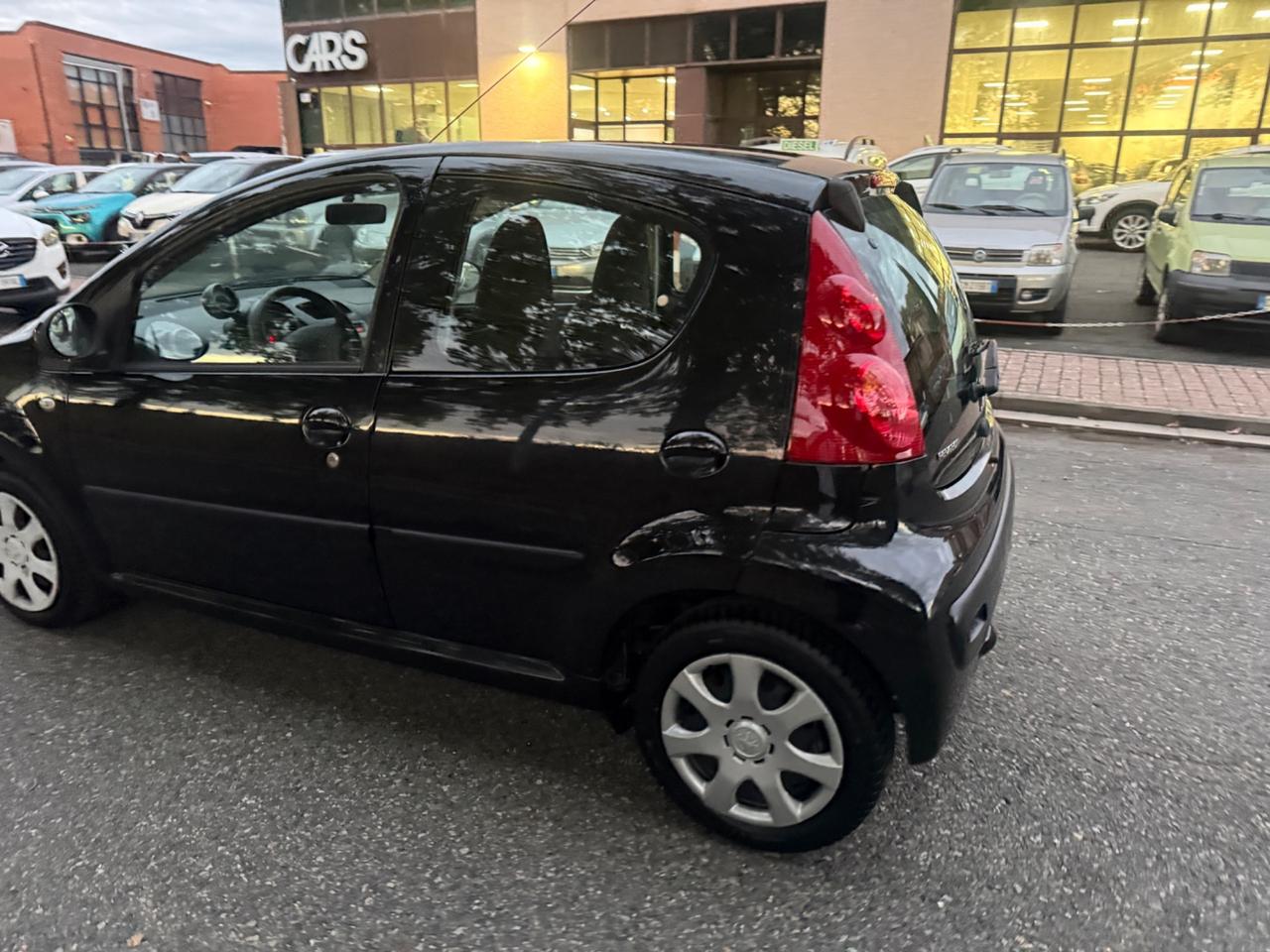Peugeot 107 1.0 68CV 5p. Desir