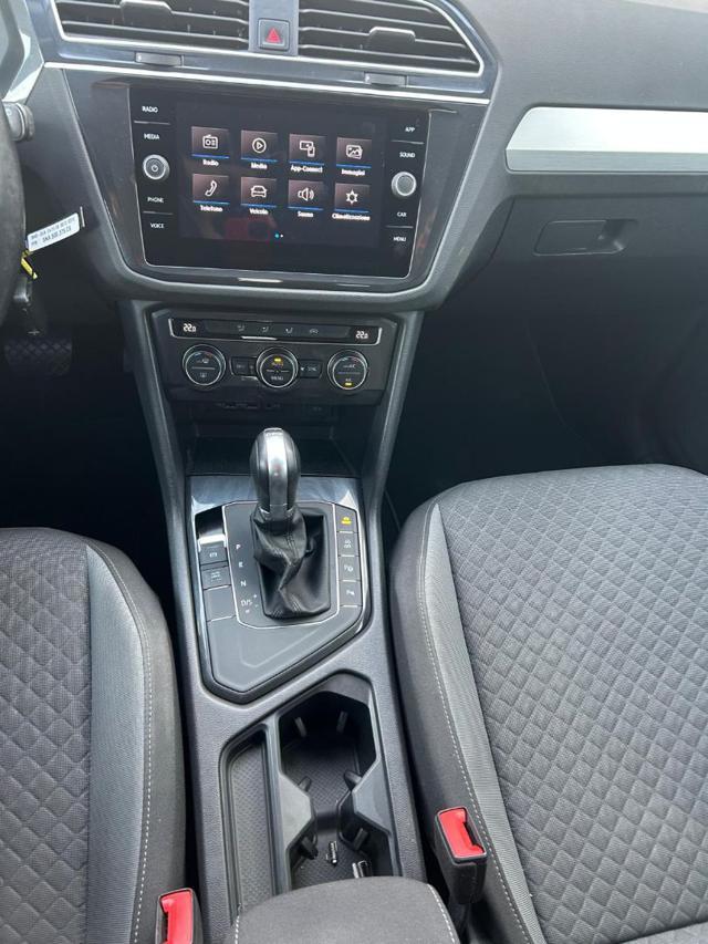 VOLKSWAGEN Tiguan 2.0 TDI SCR DSG Sport BlueMotion Technology
