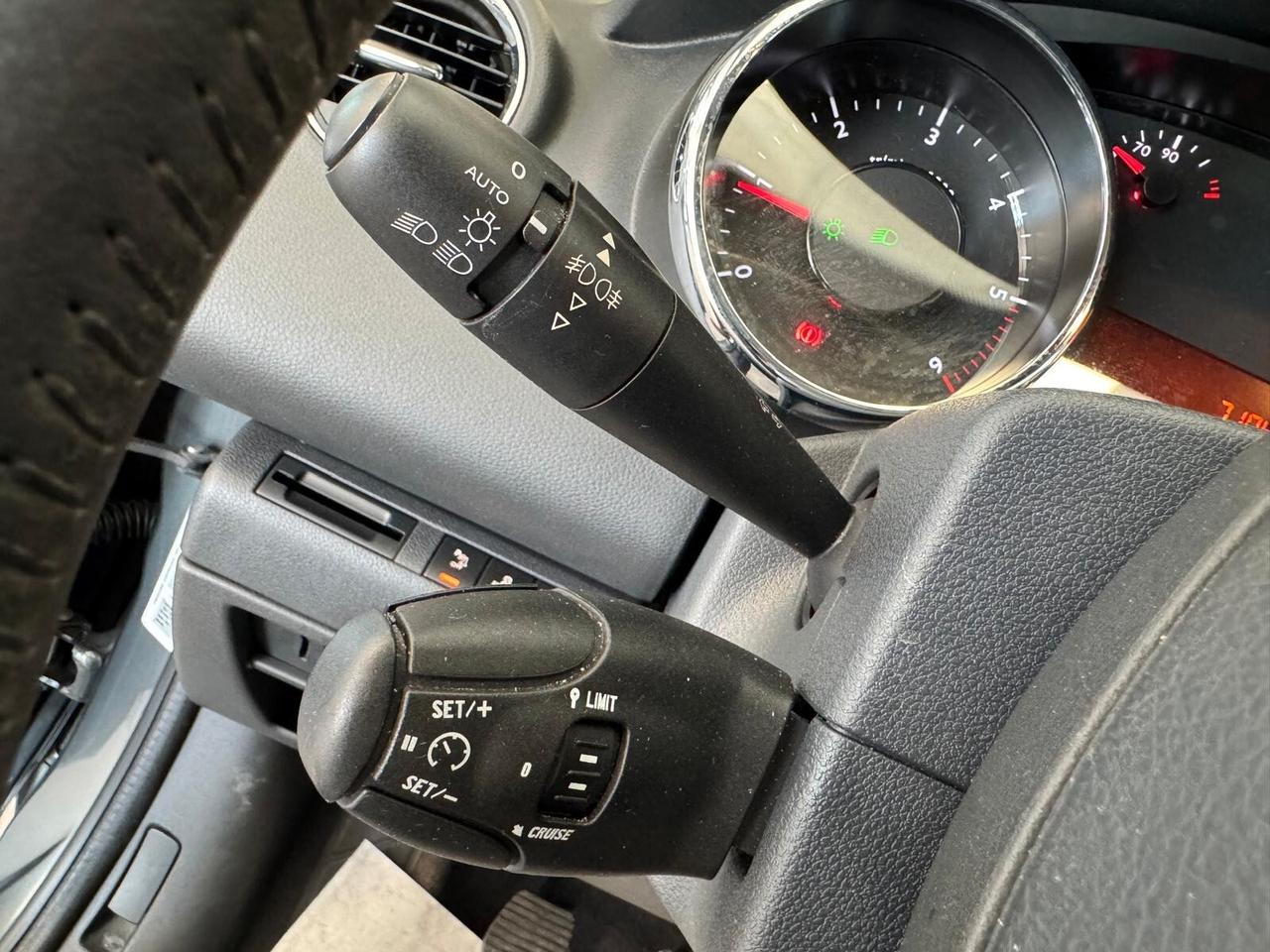 Peugeot 3008 1.6 HDI 112CV TECNO 2011